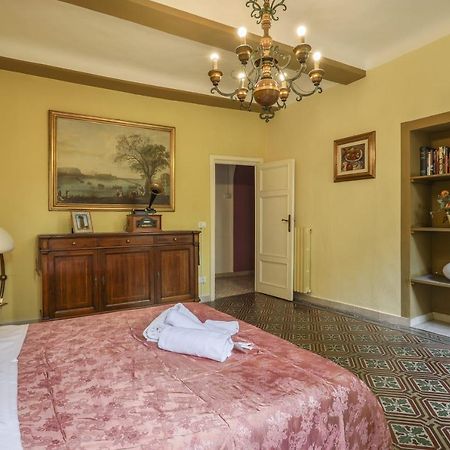 Rooms Corte Delle Uova Centro Storico Piazza San Michele Lucques Extérieur photo